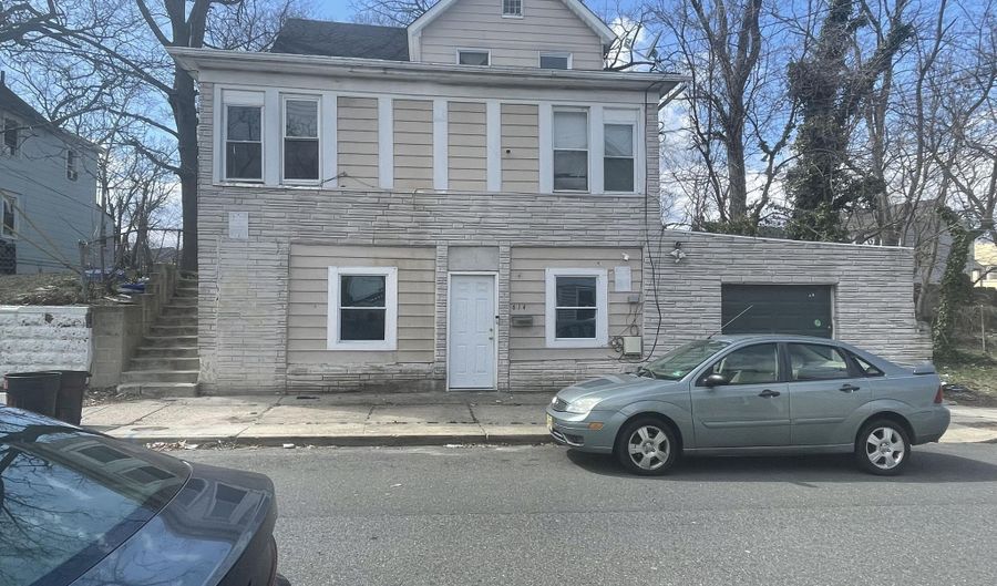 614 Pine St, Asbury Park, NJ 07712 - 7 Beds, 3 Bath