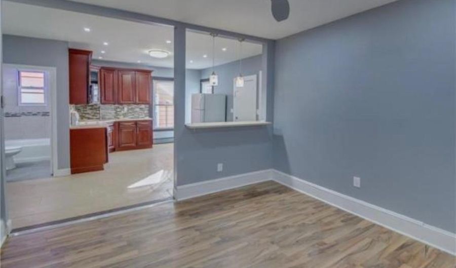 36 Lee Ave, Bridgeport, CT 06605 - 7 Beds, 3 Bath