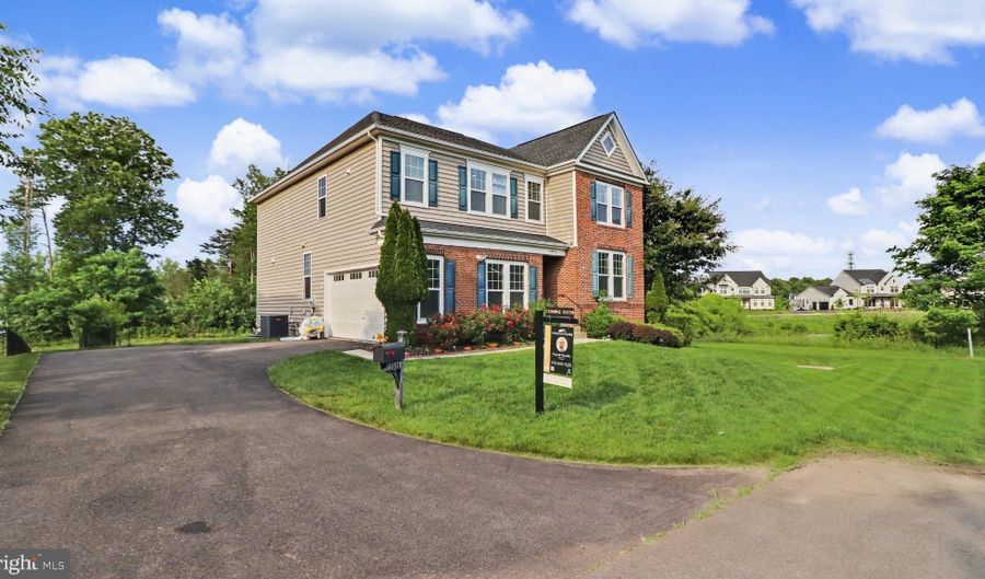 40978 SPUR RUN Ln, Aldie, VA 20105 - 6 Beds, 5 Bath
