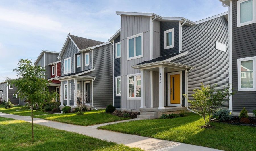 2555 Spark St, Fitchburg, WI 53711 - 3 Beds, 3 Bath
