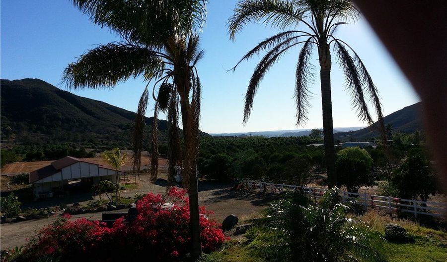 334 Rainbow Crest Rd, Fallbrook, CA 92028 - 3 Beds, 3 Bath