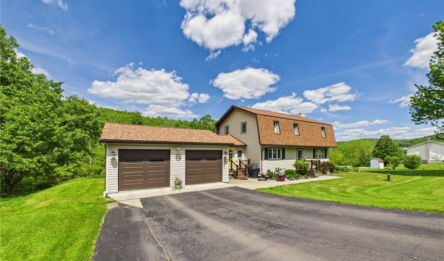 4084 W Branch Rd, Allegany, NY 14706 - 3 Beds, 3 Bath