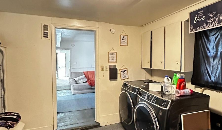 7 S GOVERNORS Ave, Dover, DE 19904 - 3 Beds, 2 Bath