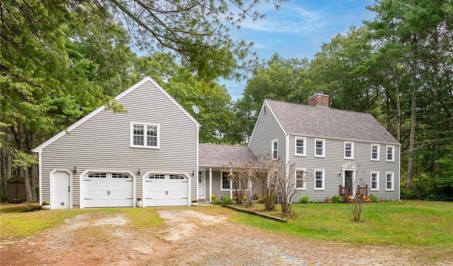 12 Rustic Acres Dr, Glocester, RI 02814 - 3 Beds, 3 Bath