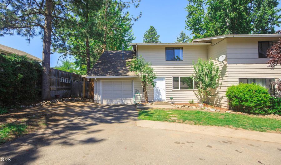 690 Normal Ave, Ashland, OR 97520 - 3 Beds, 2 Bath