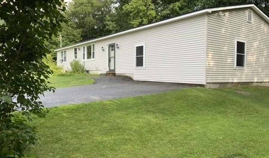 90 Pine Hill Dr, Berlin, VT 05663 - 3 Beds, 1 Bath