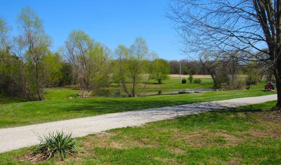 1901 N 600 Rd, Baldwin City, KS 66006 - 3 Beds, 2 Bath