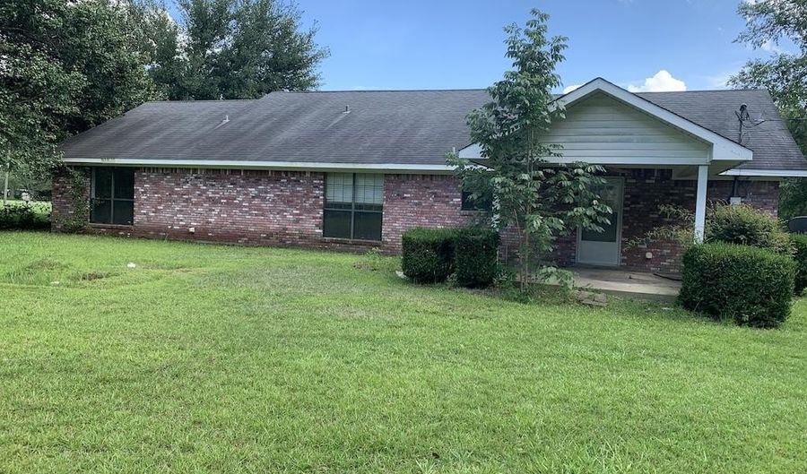 6335 WOODIE Rd, Bastrop, LA 71220 - 3 Beds, 2 Bath