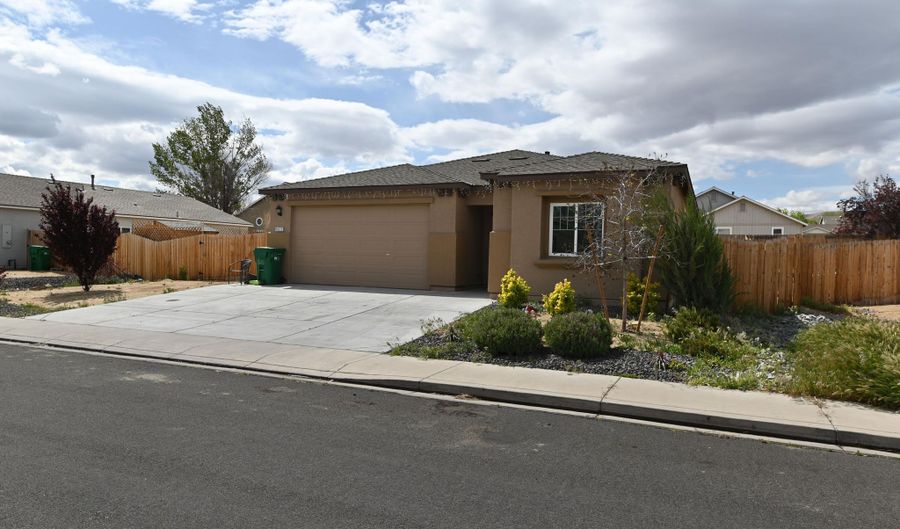 1623 Summerwind Dr, Fernley, NV 89408 - 3 Beds, 2 Bath
