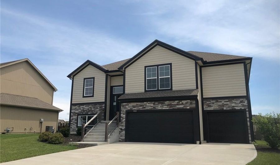 1483 N 162nd Ct, Basehor, KS 66007 - 5 Beds, 3 Bath