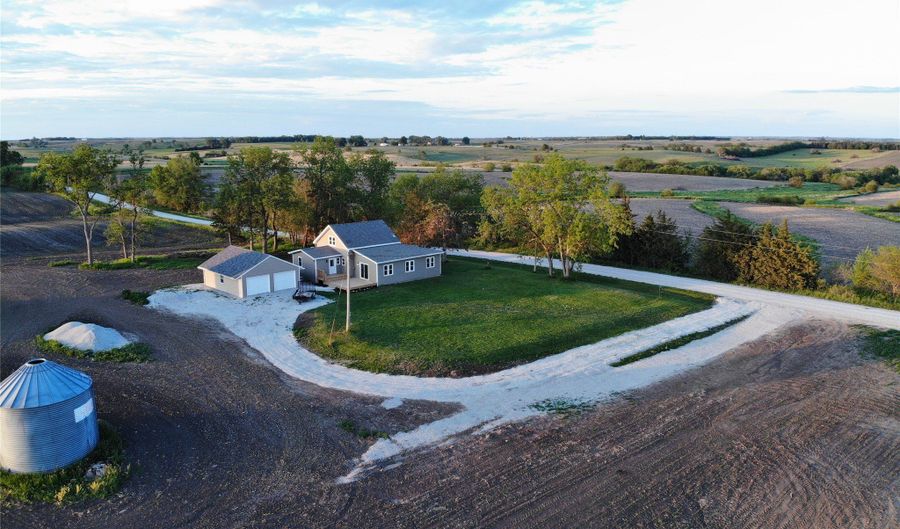 2177 Lark Ave, Afton, IA 50830 - 4 Beds, 2 Bath