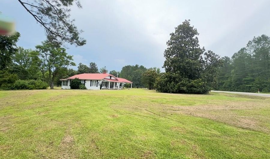 535 Hwy 32 W, Bruce, MS 38915 - 3 Beds, 2 Bath
