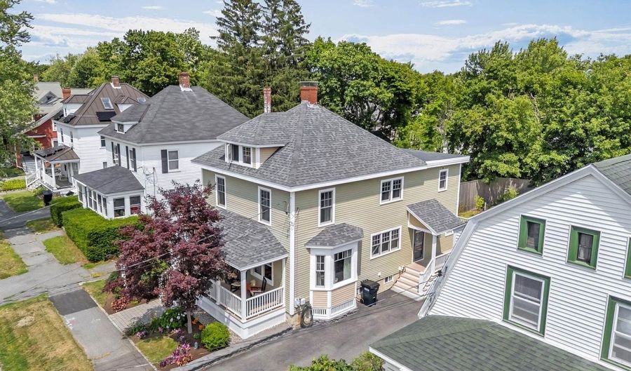 143 Maple St, Bangor, ME 04401 - 4 Beds, 2 Bath