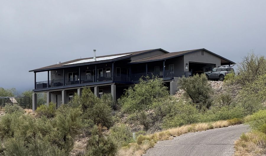301 NEW VENTURE Rd, Clarkdale, AZ 86324 - 2 Beds, 2 Bath
