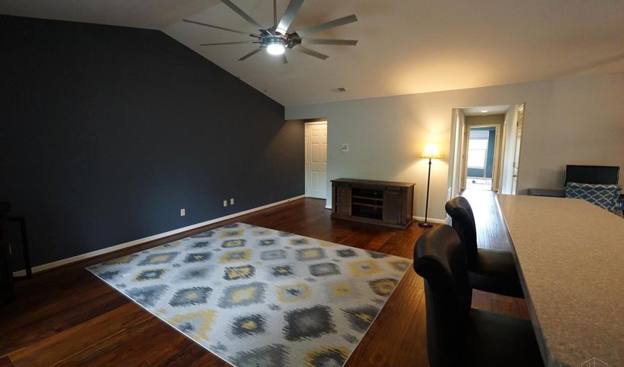 183 Palisades Pt, Cincinnati, OH 45238 - 2 Beds, 2 Bath