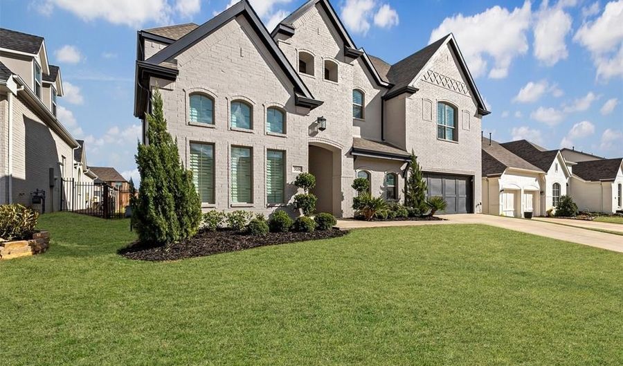 318 Creekview Ter, Aledo, TX 76008 - 4 Beds, 4 Bath