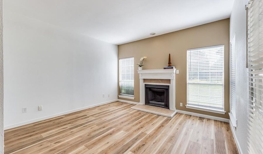 4067 Beltway Dr 101, Addison, TX 75001 - 2 Beds, 2 Bath