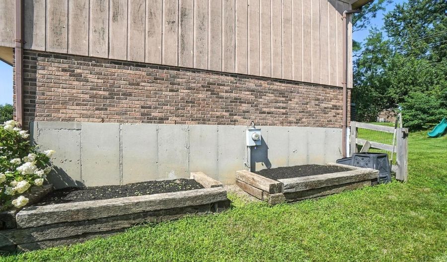 4930 Riverwatch Dr, Delhi, OH 45238 - 4 Beds, 3 Bath