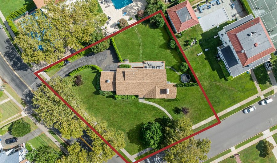 127 Cedar Ave, Allenhurst, NJ 07711 - 5 Beds, 4 Bath