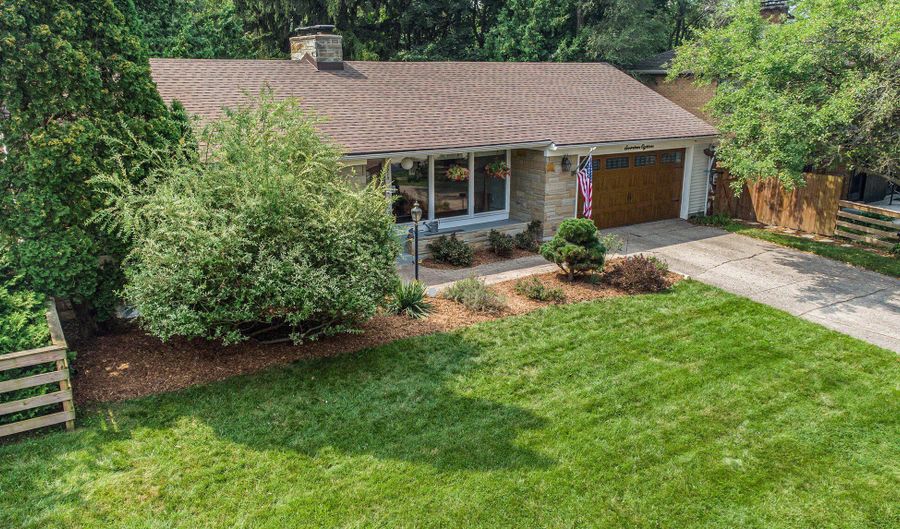1718 E Stadium Blvd, Ann Arbor, MI 48104 - 2 Beds, 2 Bath