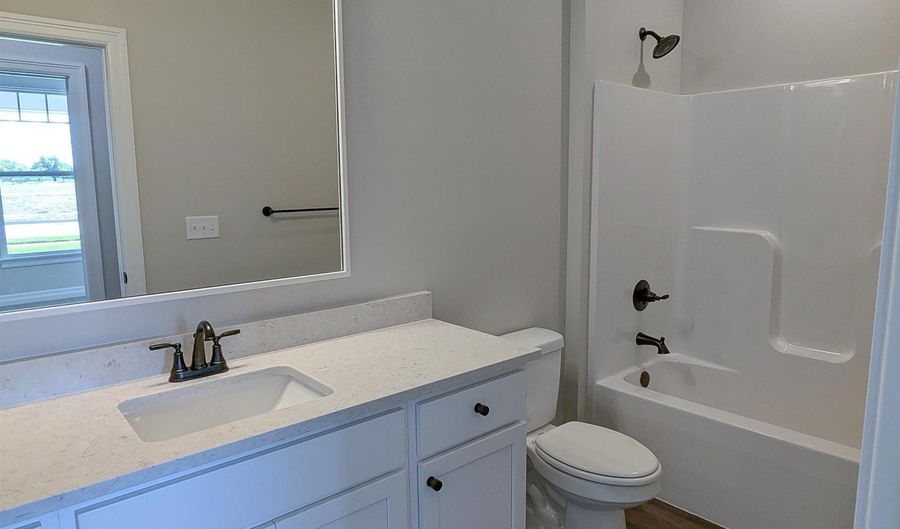336 W Boxthorn Dr, Andover, KS 67002 - 2 Beds, 2 Bath
