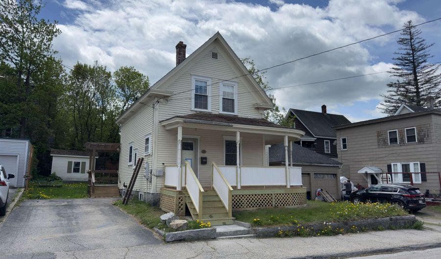 246 E Mason St, Berlin, NH 03570 - 3 Beds, 1 Bath
