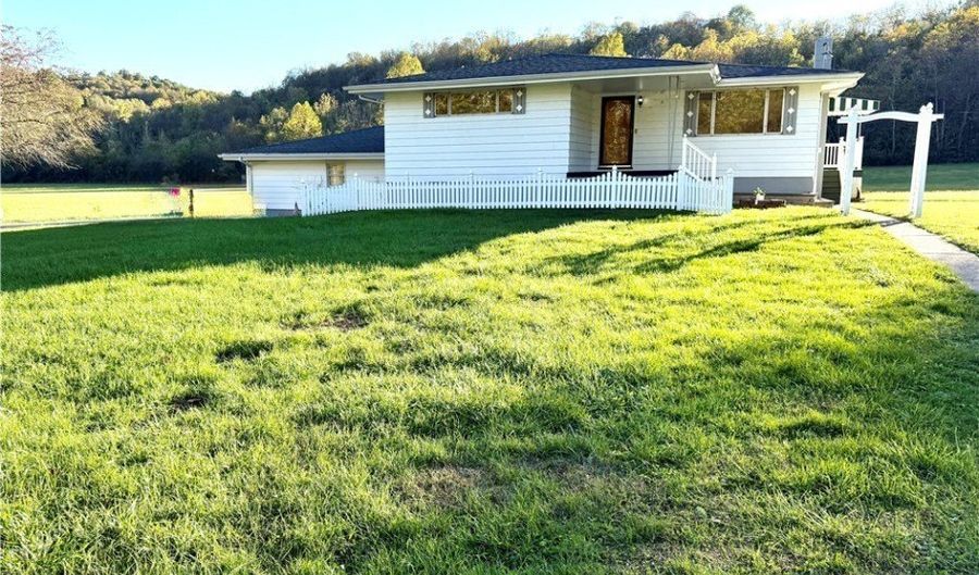 332 Township Road 153, Adena, OH 43901 - 3 Beds, 1 Bath