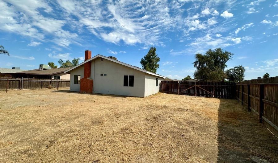 11280 Alvin St, Armona, CA 93202 - 3 Beds, 2 Bath