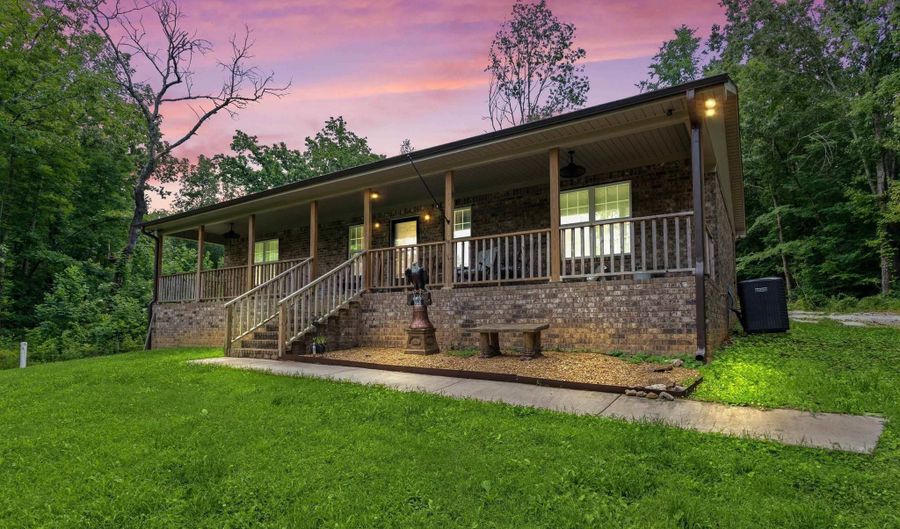 7486 Snake Rd, Athens, AL 35611 - 3 Beds, 2 Bath
