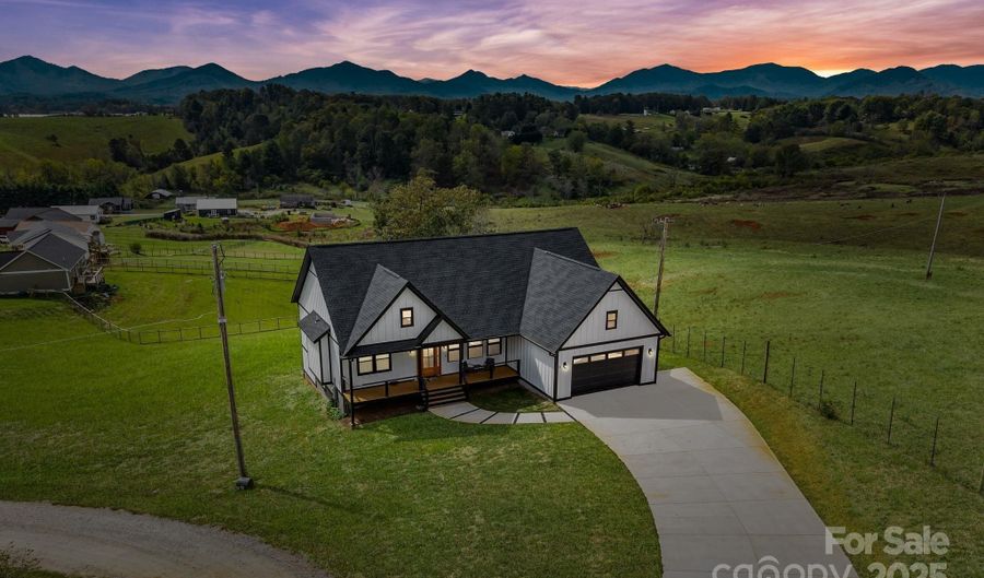5 Agape Acres Dr, Alexander, NC 28701 - 3 Beds, 3 Bath