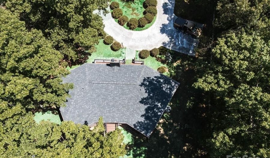 200 Lakeview Rd, Albemarle, NC 28001 - 2 Beds, 2 Bath