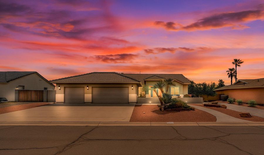 8557 W ROYAL BLACKHEATH Dr, Arizona City, AZ 85123 - 4 Beds, 2 Bath