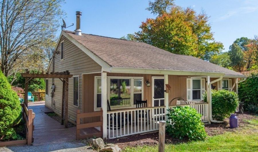 543 Terrace Dr, Alloway, NJ 07422 - 2 Beds, 1 Bath