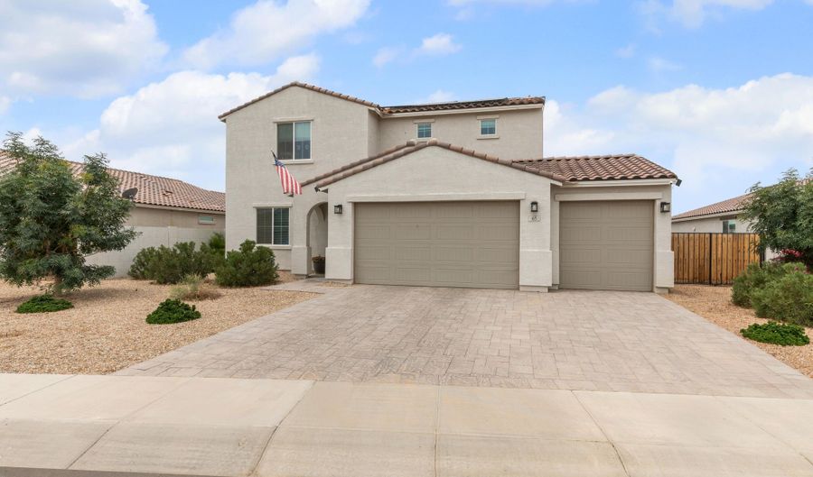 65 S SIENA Ln, Casa Grande, AZ 85122 - 4 Beds, 3 Bath