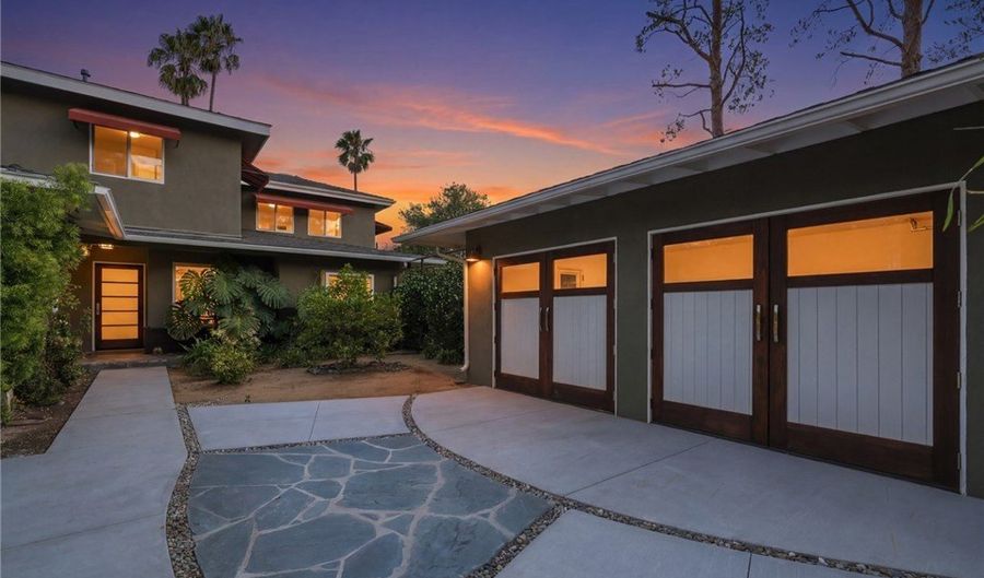 430 Devonwood Rd, Altadena, CA 91001 - 4 Beds, 5 Bath