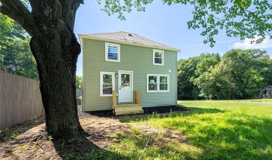 488 Minneapolis Ave, Amery, WI 54001 - 3 Beds, 1 Bath