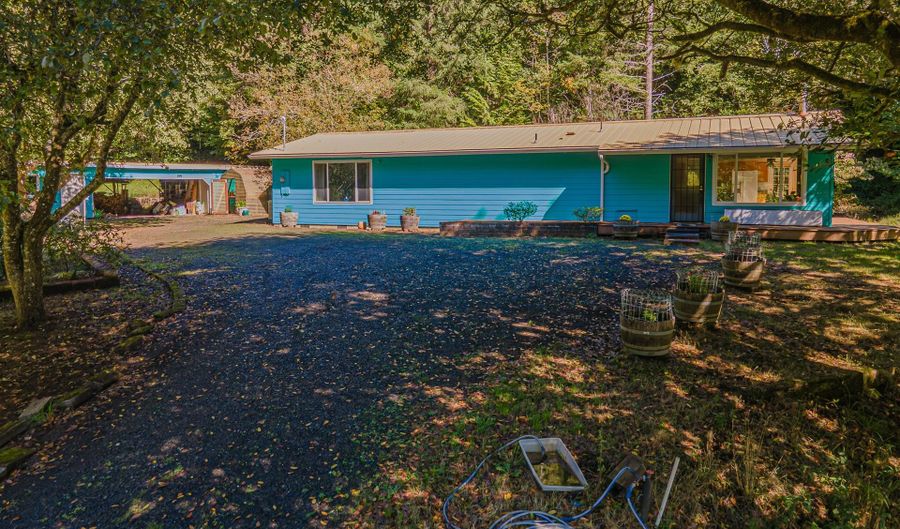 58420 GARDEN VALLEY Rd, Coquille, OR 97423 - 3 Beds, 2 Bath