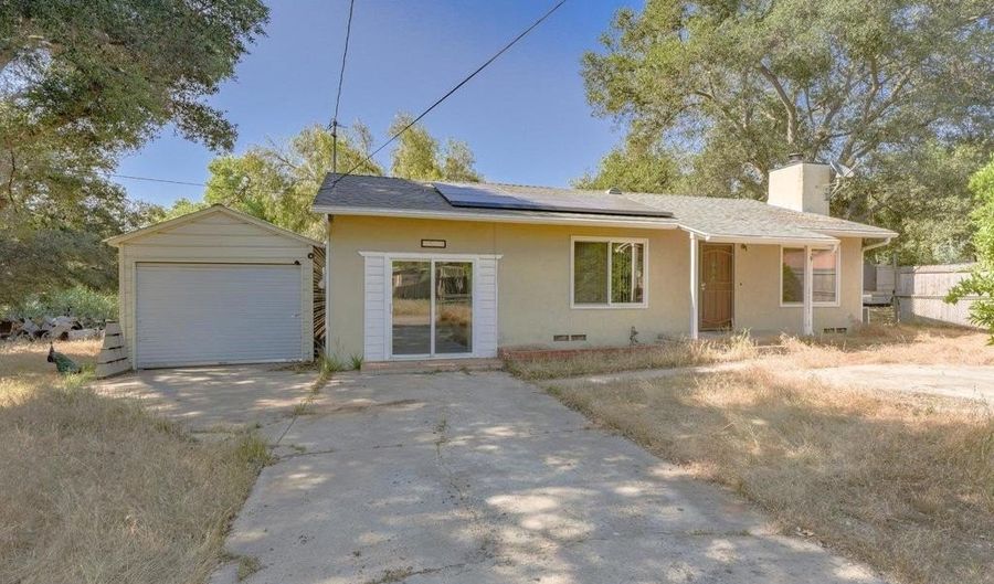 1518 Olivewood Ln, Alpine, CA 91901 - 1 Beds, 1 Bath