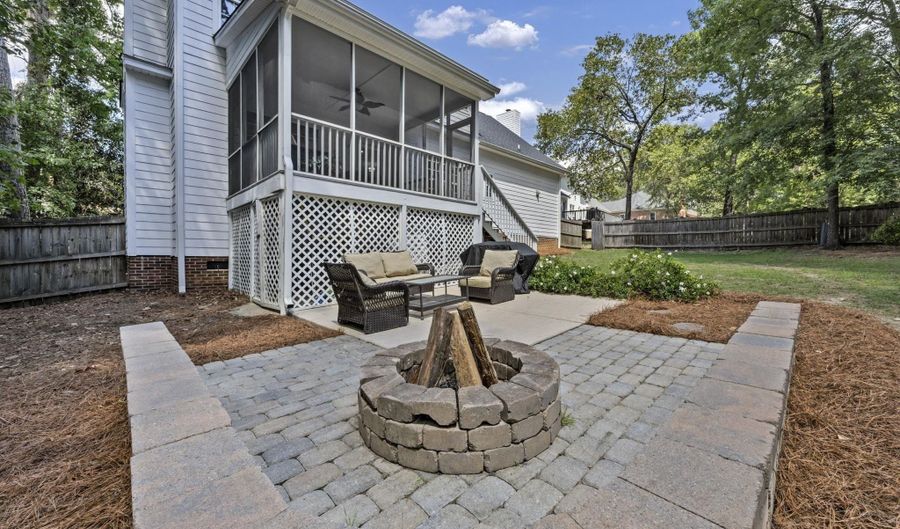 12 W Canterbury Ct, Blythewood, SC 29016 - 4 Beds, 3 Bath