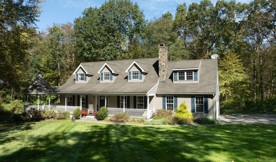 124 Auncient Oak Rd, Bethlehem, CT 06751 - 4 Beds, 3 Bath