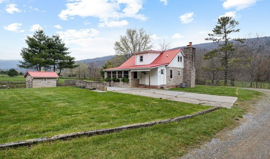 192 Hunting Camp Rd, Bastian, VA 24314 - 3 Beds, 1 Bath