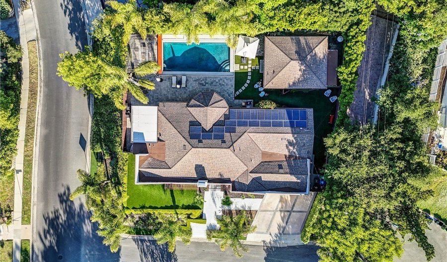 4060 Harclare Ln, Encino, CA 91436 - 4 Beds, 4 Bath