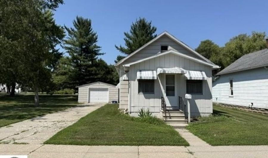 622 Mechanic St, Alma, MI 48801 - 2 Beds, 1 Bath