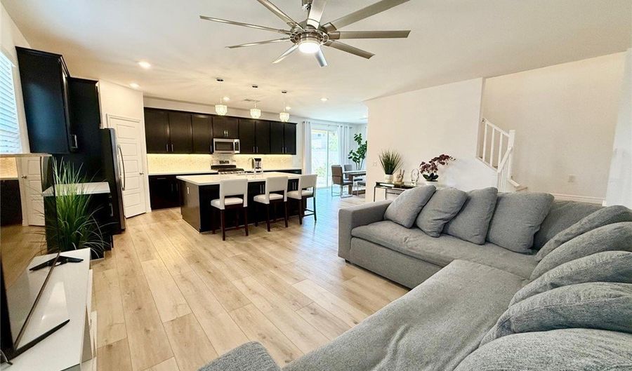 9815 Berkley Brook Ct, Las Vegas, NV 89141 - 4 Beds, 4 Bath