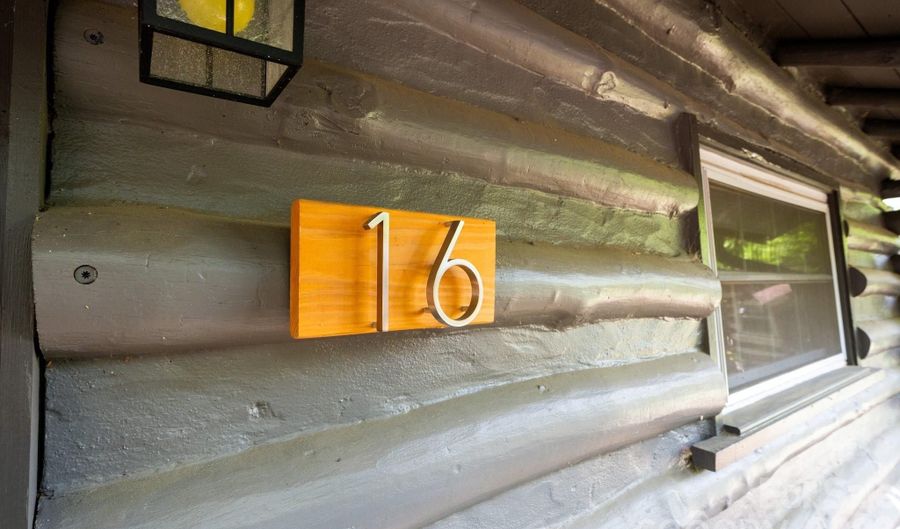 16 Cottage Dr, Asheville, NC 28805 - 1 Beds, 1 Bath