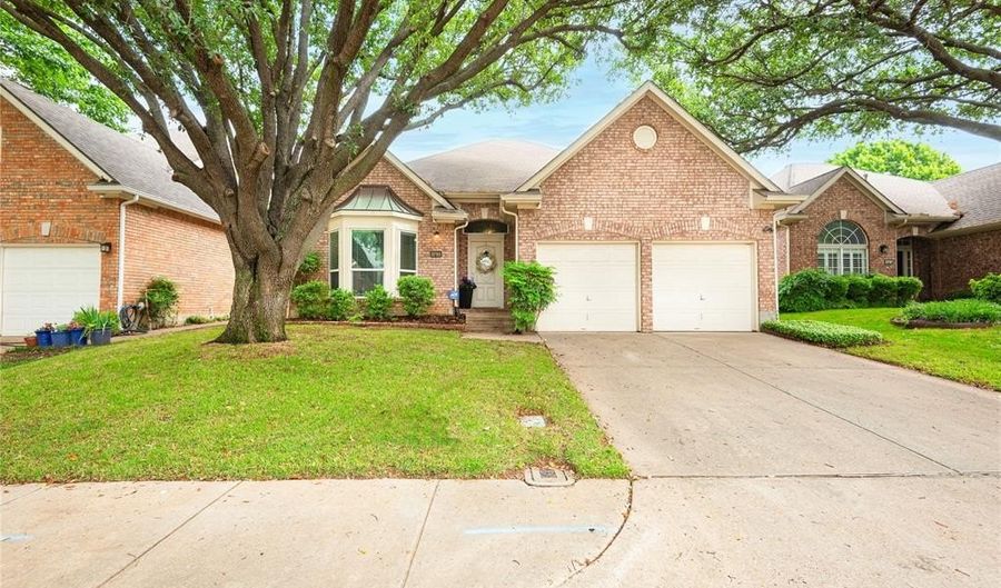 3793 Waterford Dr, Addison, TX 75001 - 3 Beds, 2 Bath