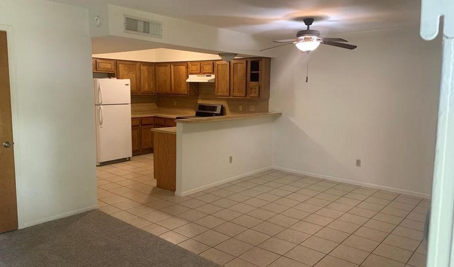 713-715 Cincinnati St, Angleton, TX 77515 - 2 Beds, 1 Bath
