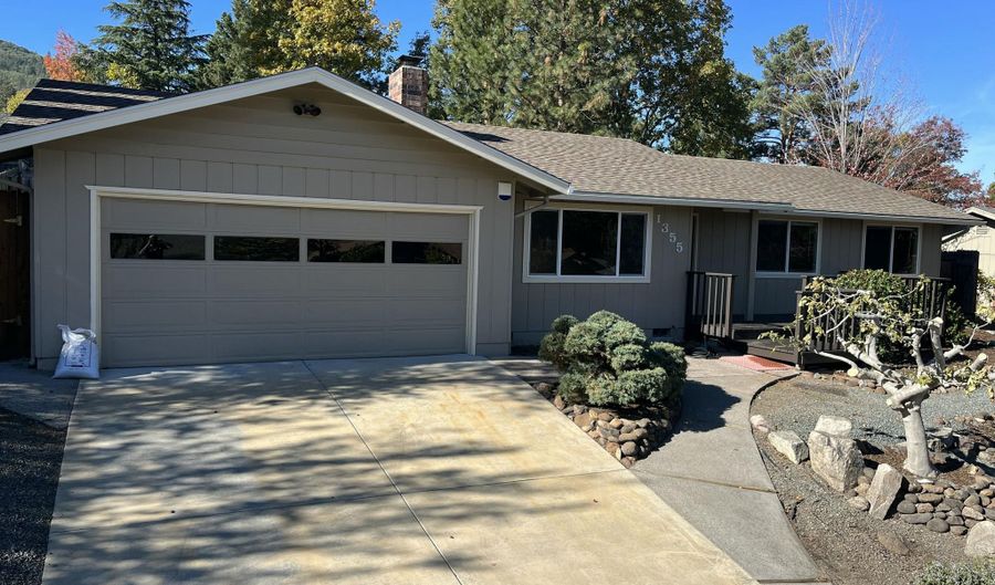 1355 Apple Way, Ashland, OR 97520 - 3 Beds, 2 Bath