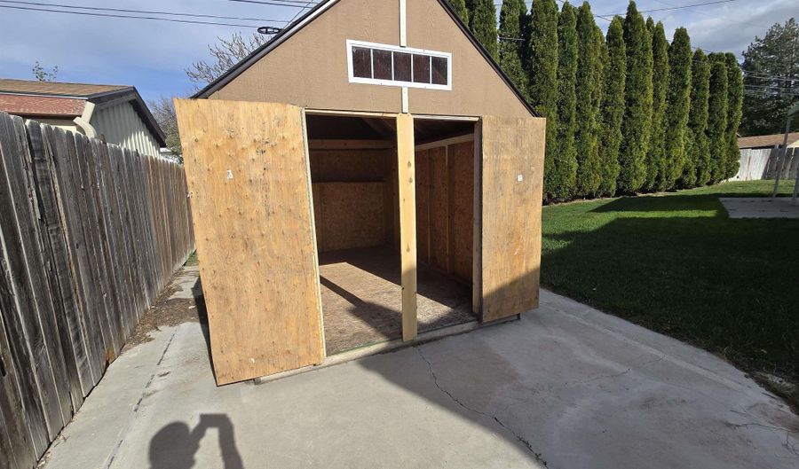 2863 Berkeley Dr, Burley, ID 83318 - 3 Beds, 2 Bath