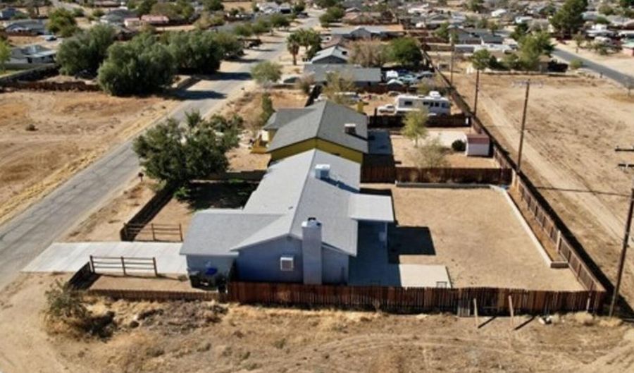 8913 Eucalyptus Ave, California City, CA 93505 - 3 Beds, 2 Bath